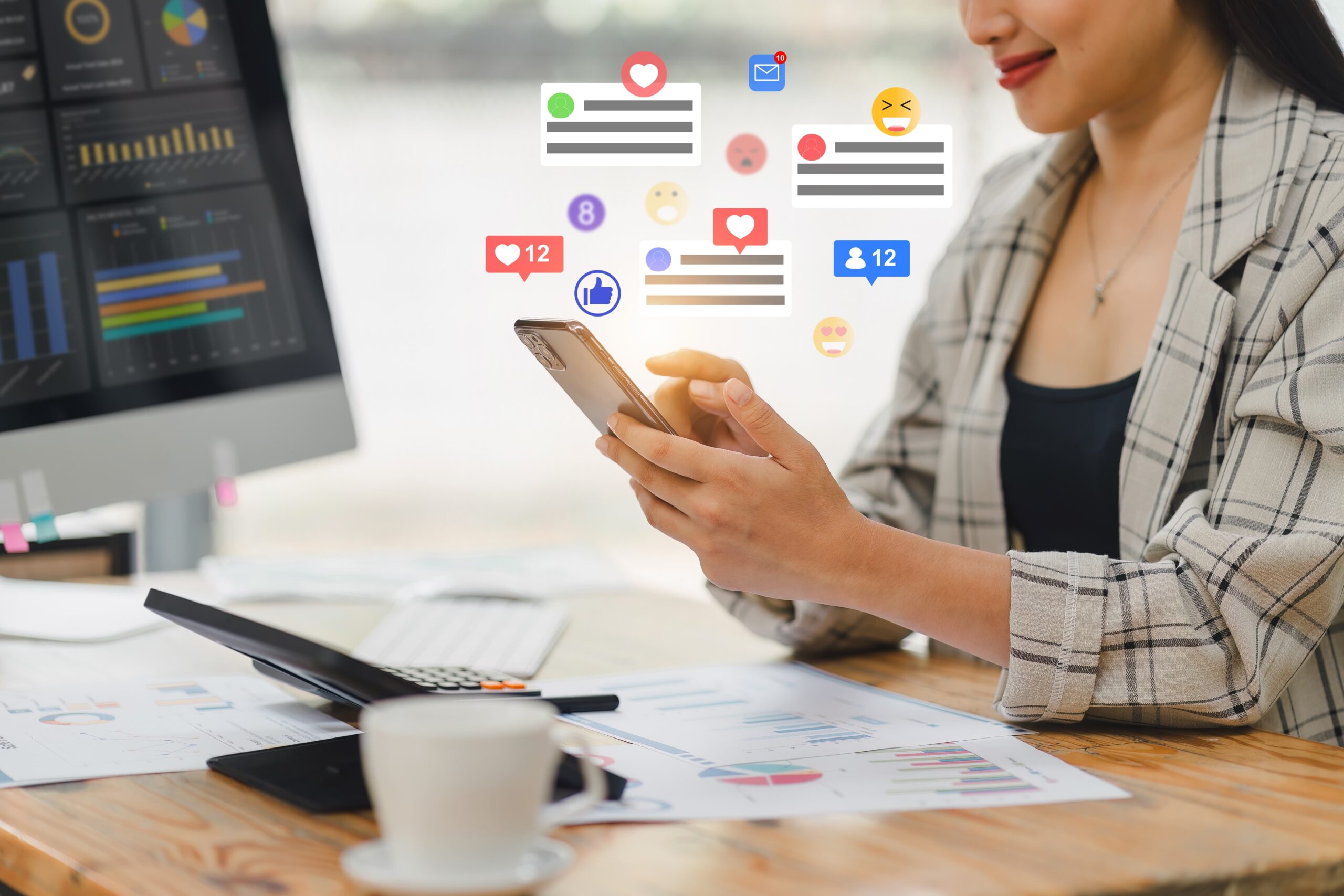 online brand comments feed view