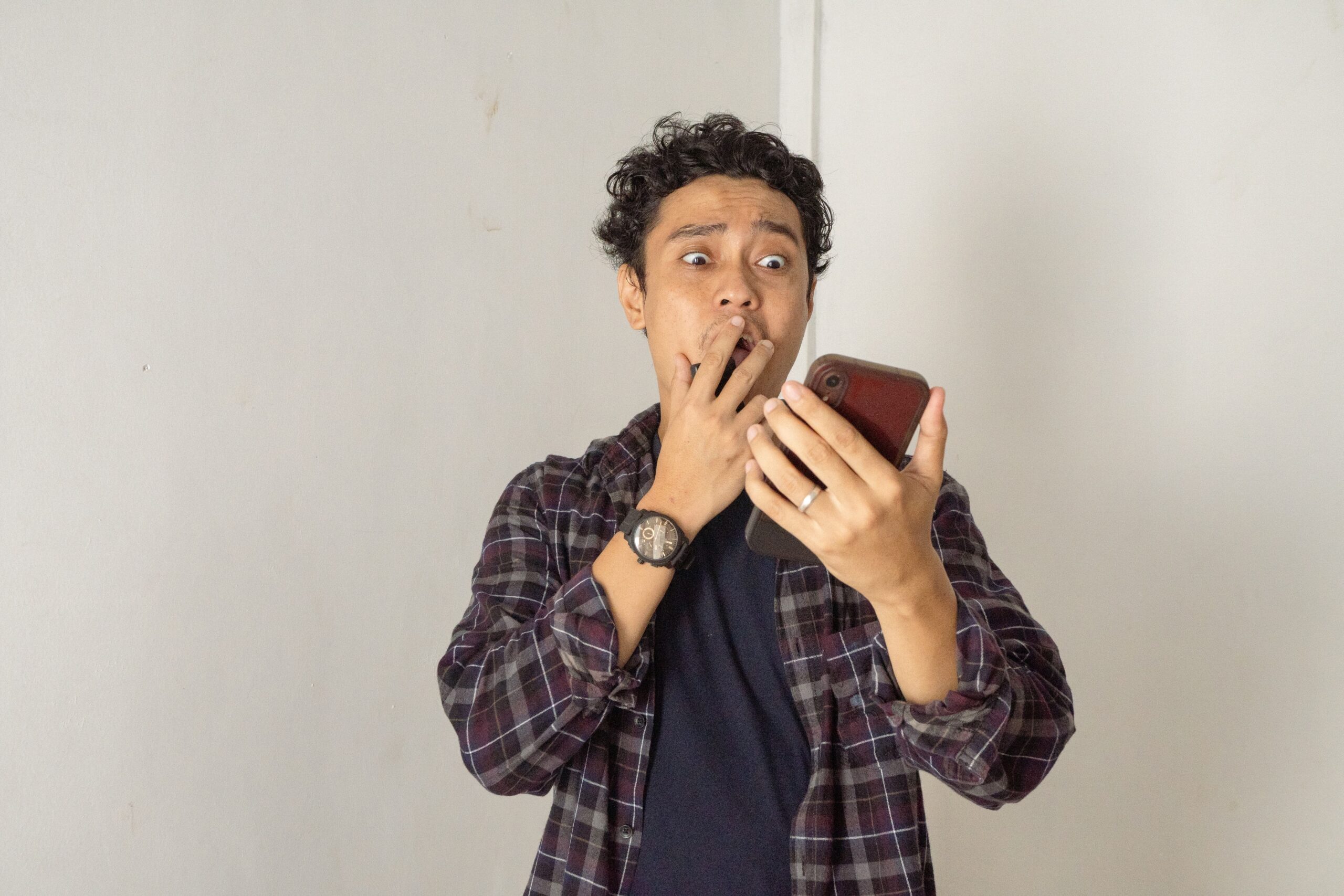 How subtle details influence the subtext of advertising