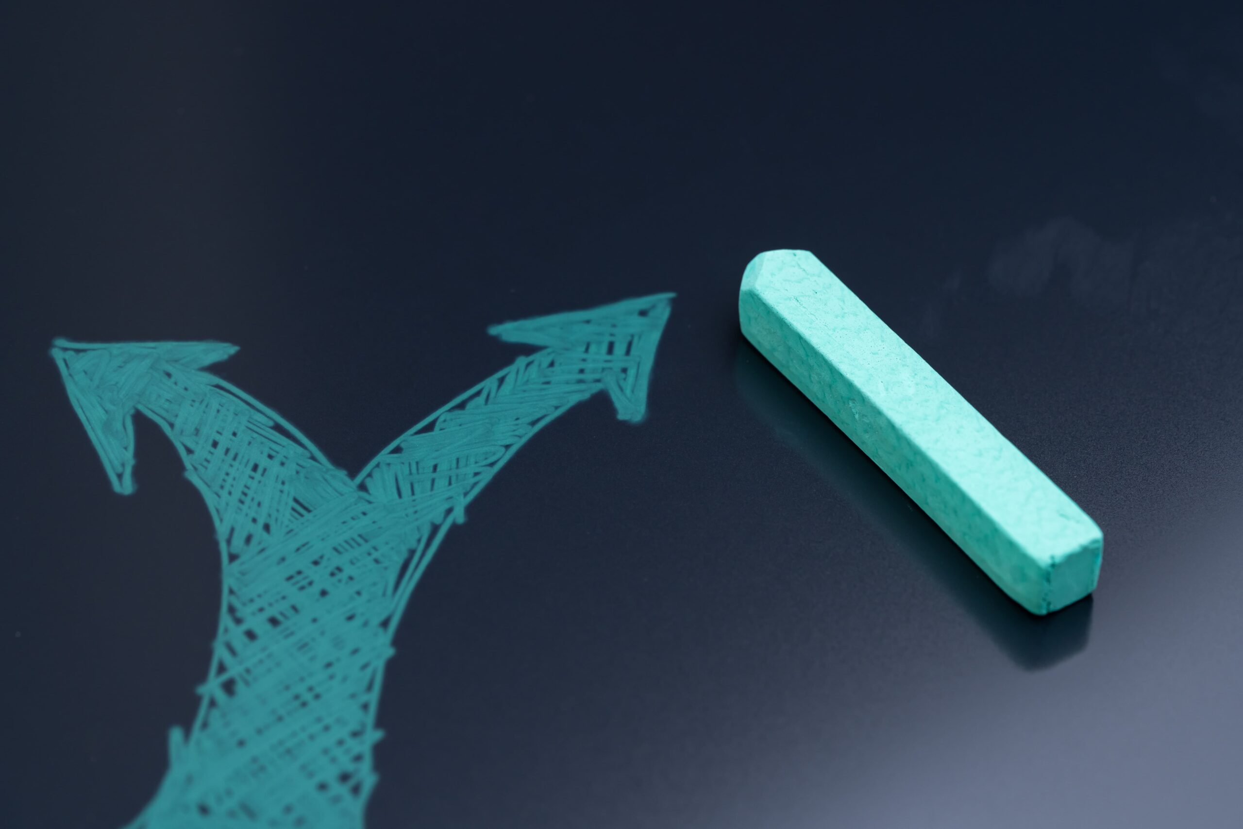 Custom code vs templates comparison for web development